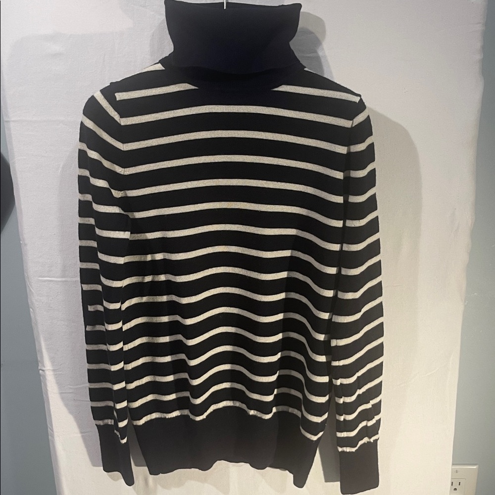J. Crew merino 100 % Blue and White Stripes Sweater women sweater XS turtleneck